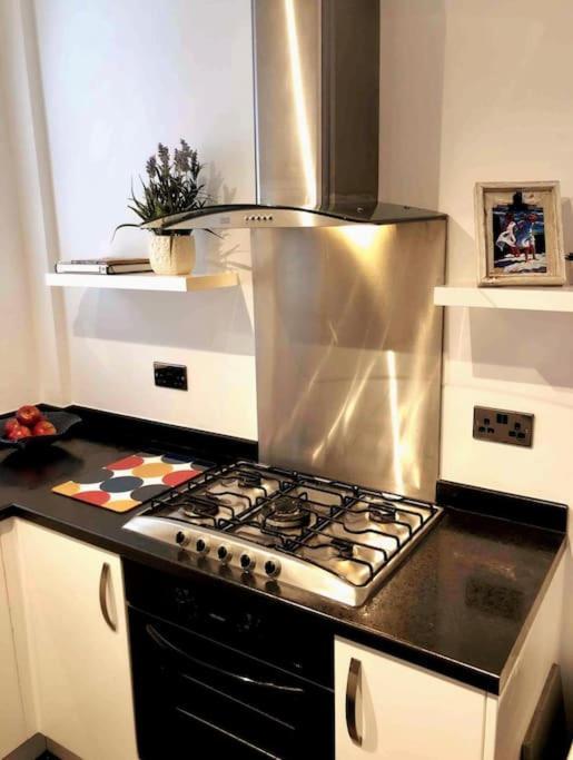 Sunny Seaside Beach House Lytham Centre Sleeps 8 Lytham St Annes Esterno foto